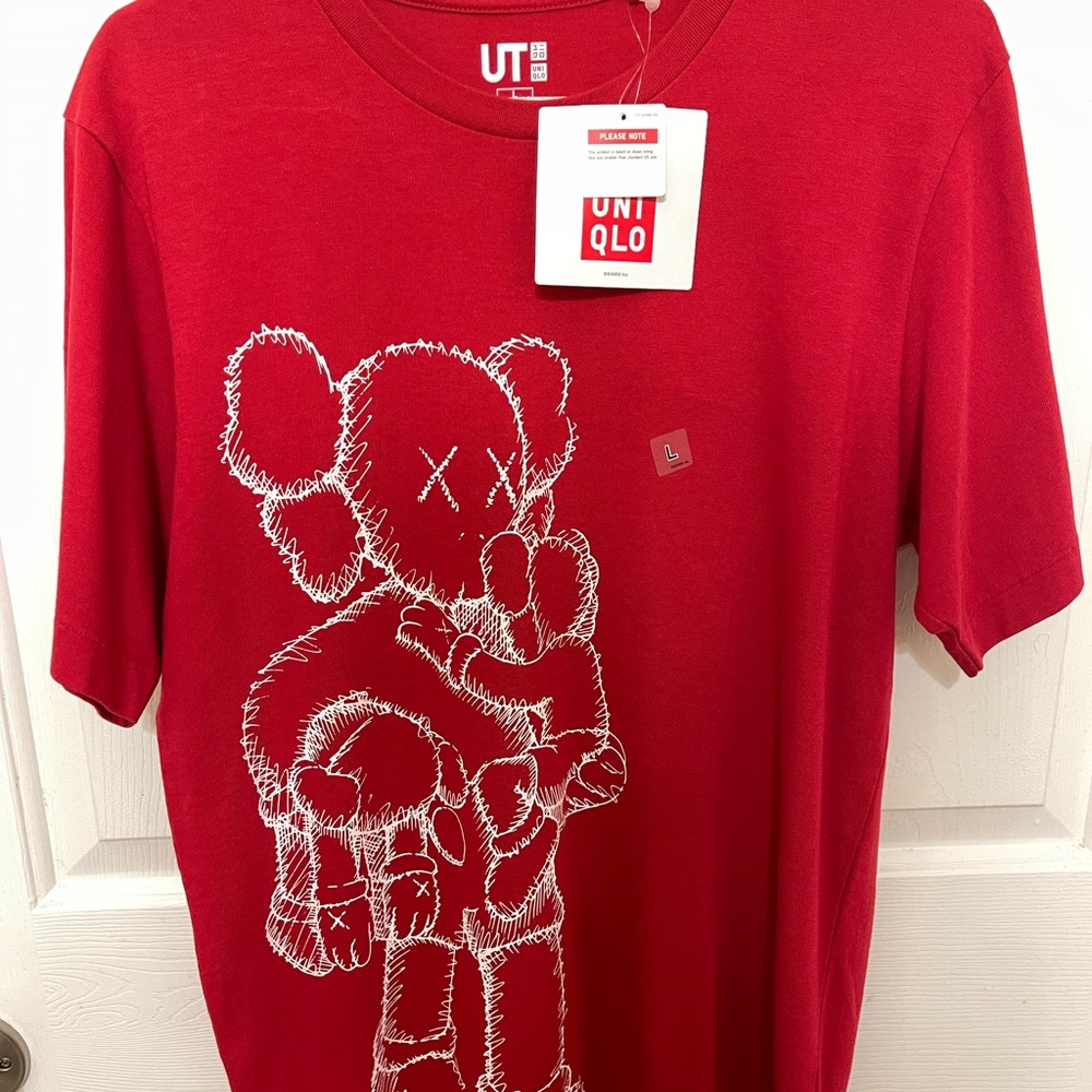 KAWS x Uniqlo Clean Slate T-shirt